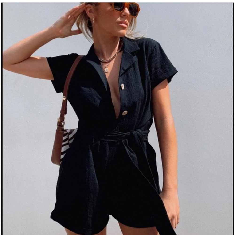 Princess Polly black romper size 2 summer boho lagenlook contemporary chic